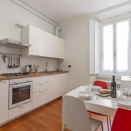Διαμέρισμα The Rent - Spacious Two-bedroom In Porta Romana *