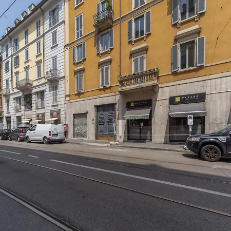 The Rent - Spacious Two-bedroom In Porta Romana Apartamento