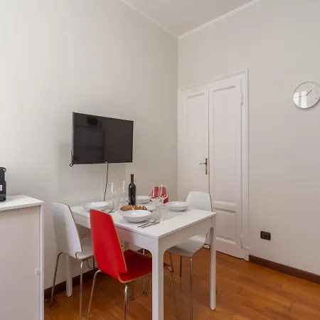 Διαμέρισμα The Rent - Spacious Two-bedroom In Porta Romana